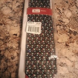 Christmas Mens necktie Holiday edition Noel purchased from Kohl's. New